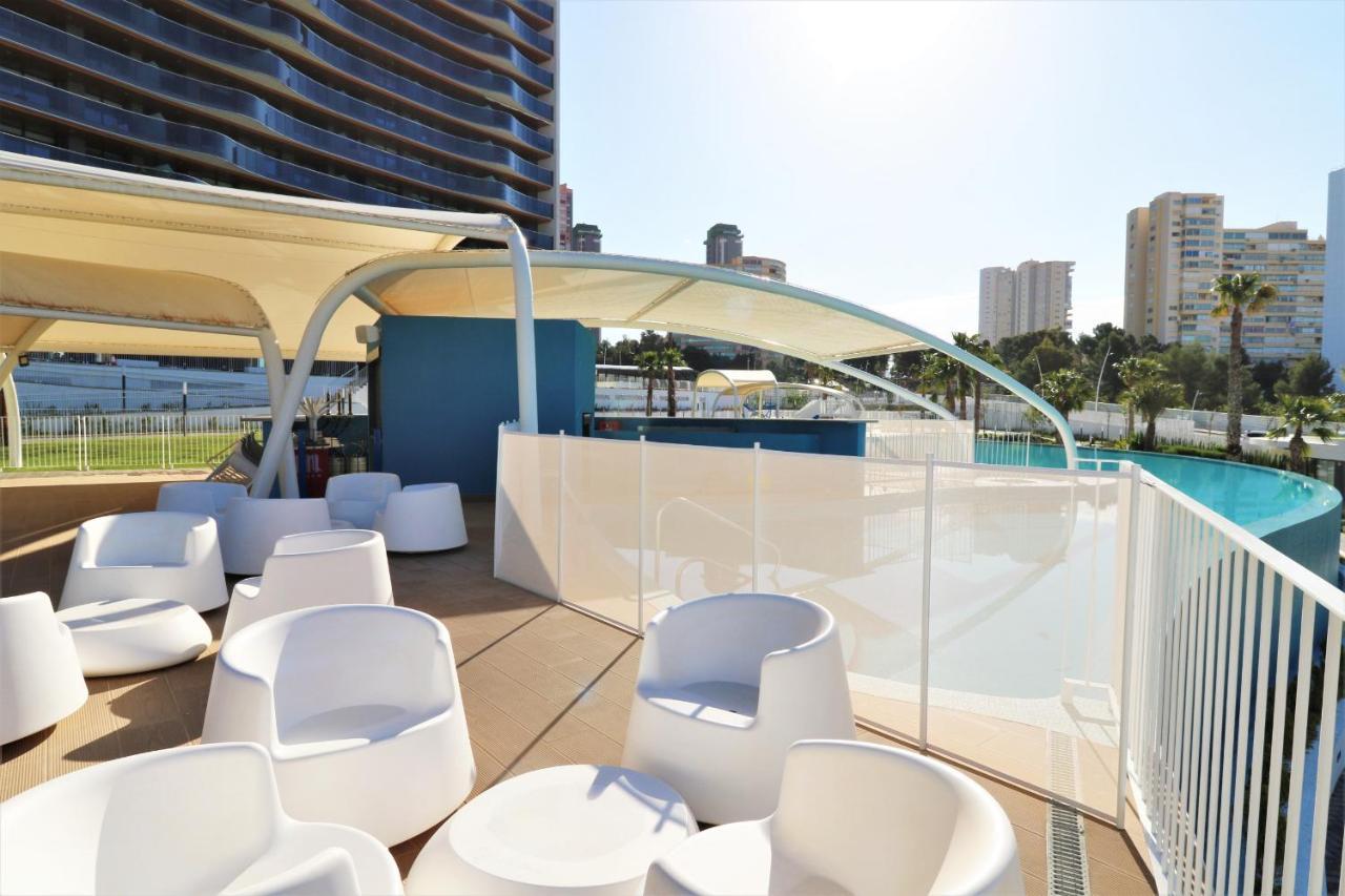 Sunset Waves 18-35 Poniente Beach Resort Benidorm Dış mekan fotoğraf