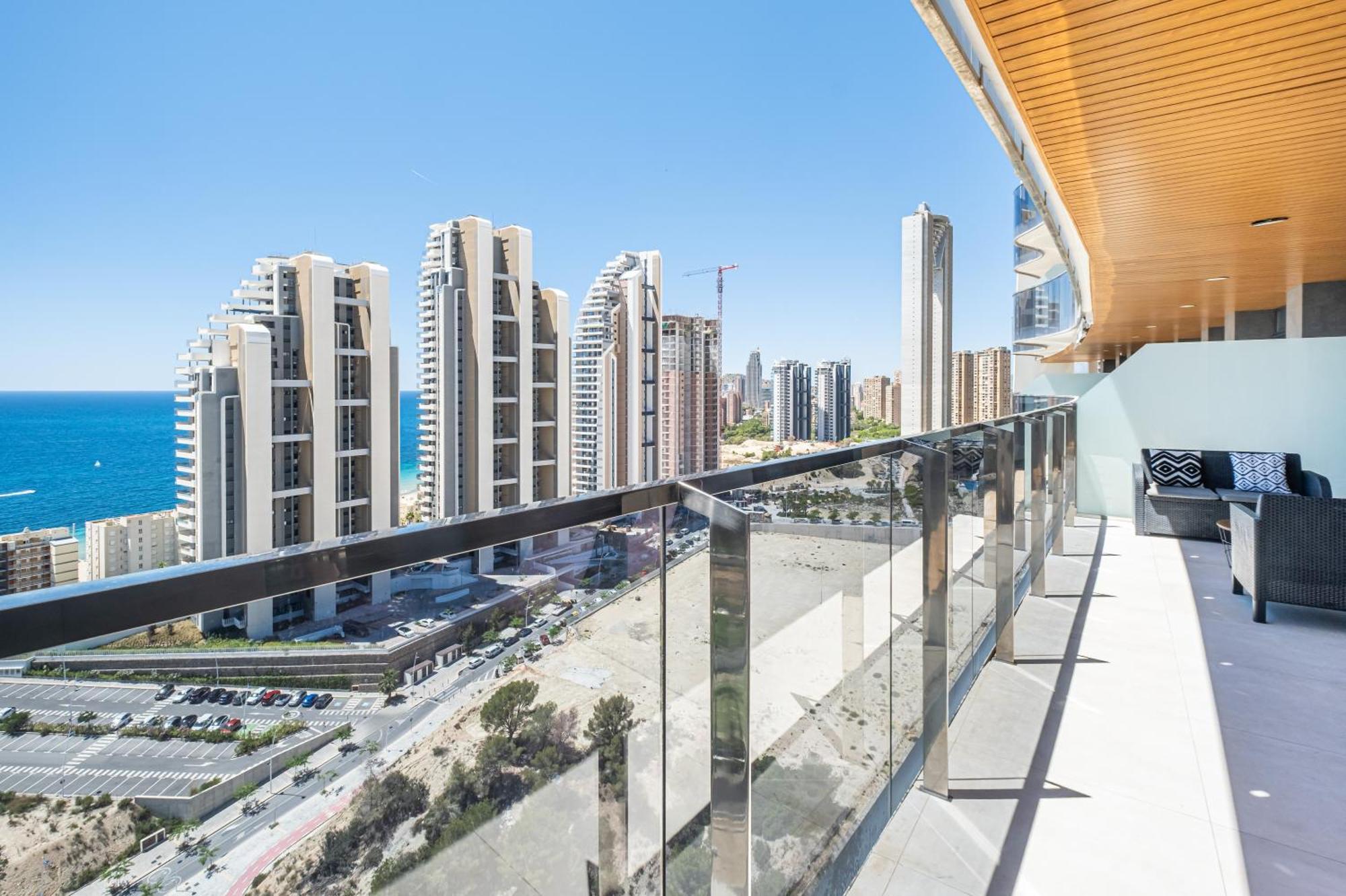 Sunset Waves 18-35 Poniente Beach Resort Benidorm Dış mekan fotoğraf
