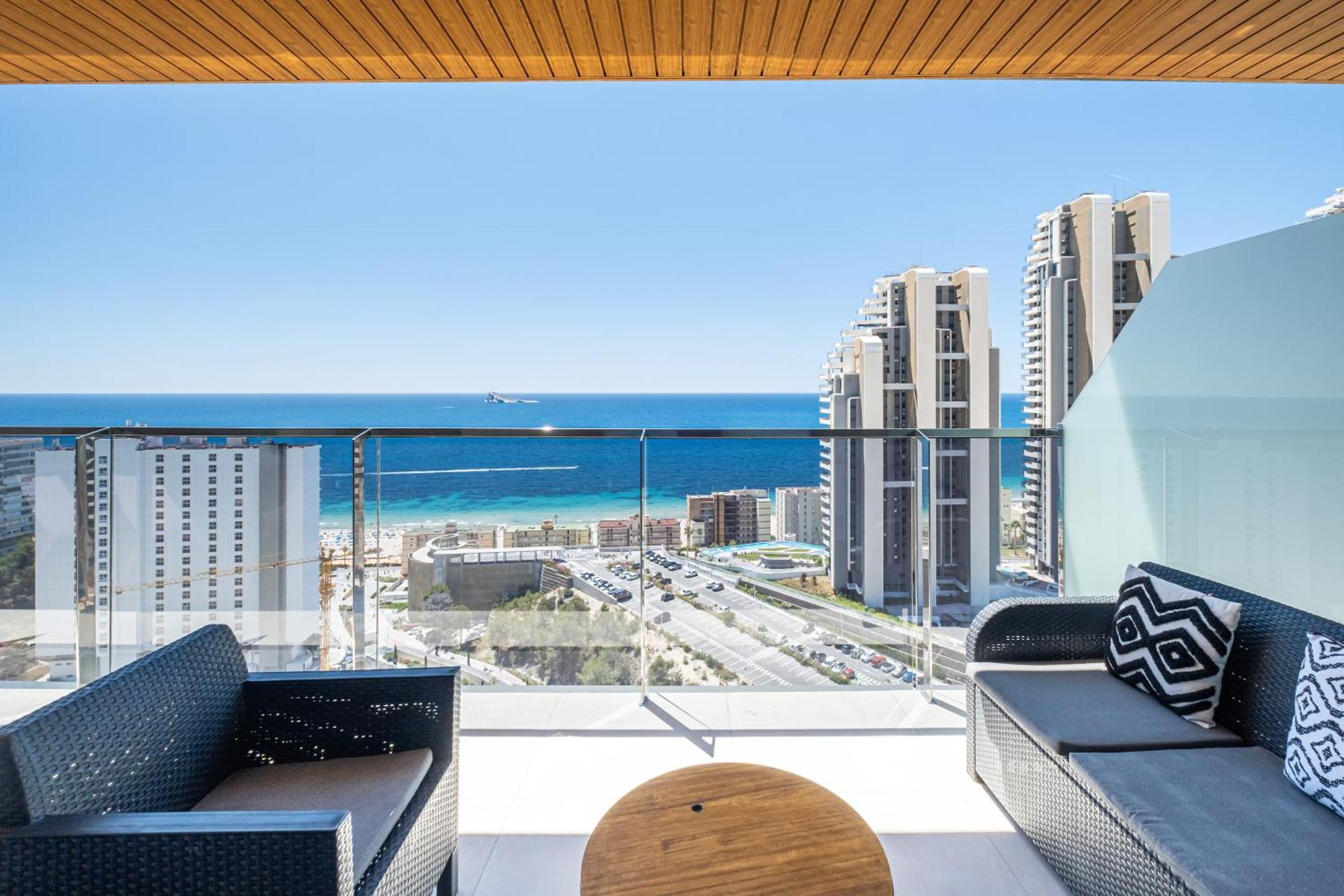 Sunset Waves 18-35 Poniente Beach Resort Benidorm Dış mekan fotoğraf